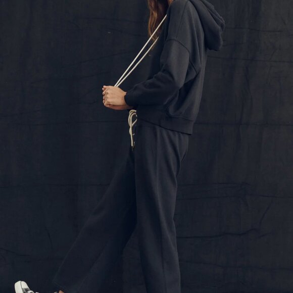 THE GREAT. The Teammate Hoodie in Black, size 3 (L) - Picture 5 of 5